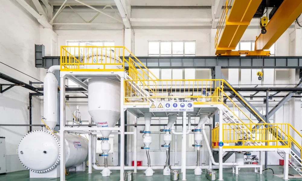 Quiénes somos 2 Sistema de fabricación de polvo metálico para impresión 3D